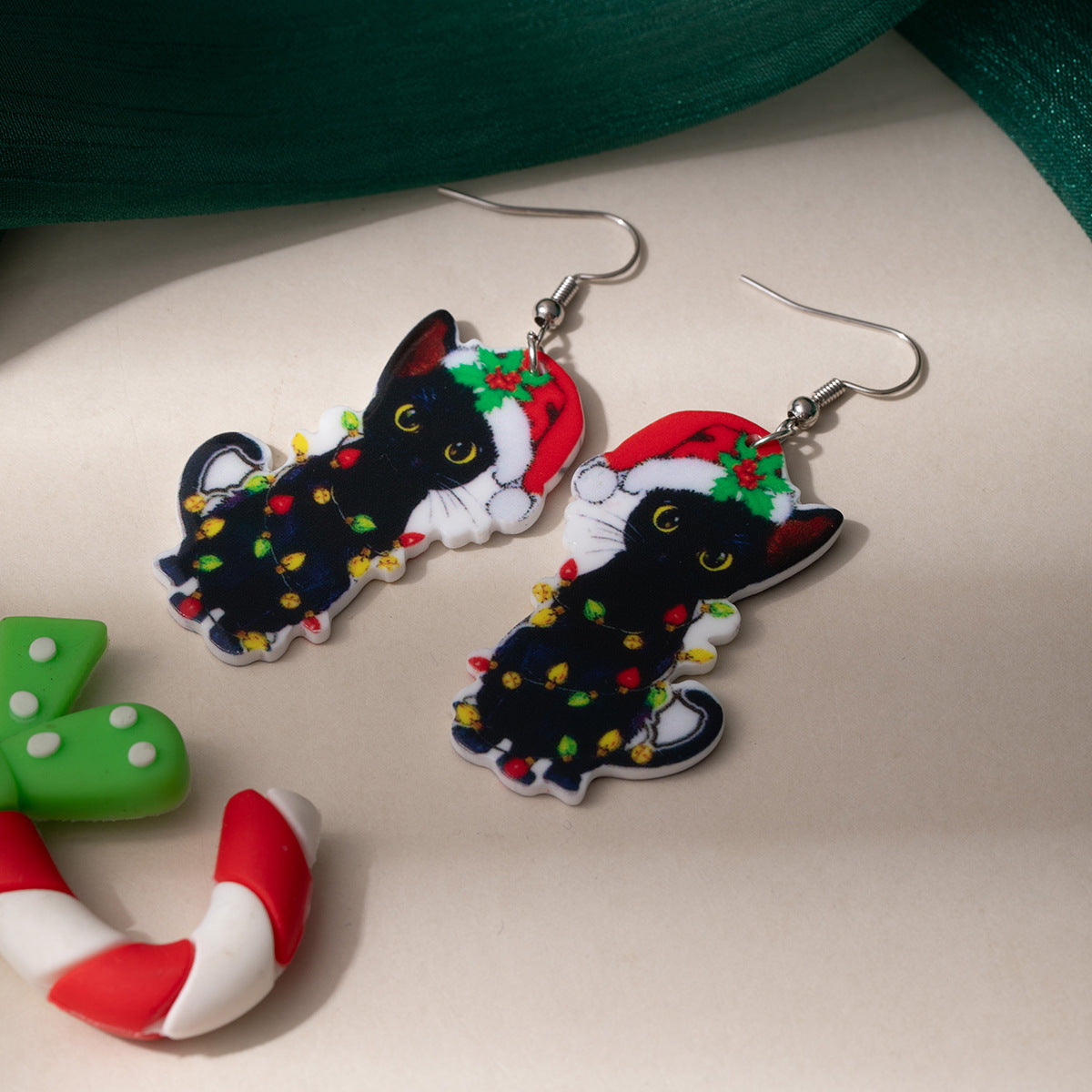 1 Pair Acrylic Christmas Earrings, Cute Cat Design, Unique Fashion Creative Statement Dangles