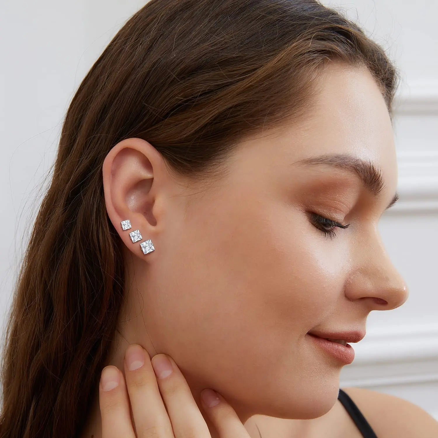 1 piece Medical Stainless Steel Crystal Zircon Ear Studs Earrings Tragus Cartilage Hypoallergenic Screws Piercing Jewelry