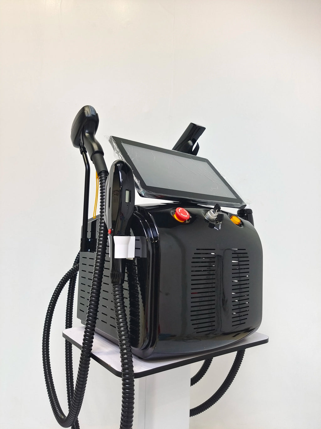 4in1 Soprano Titanium Ice Platinum RF Diode 755 808 940 1064nm 4 Wave Laser ND:YAG Machine Painless Hair Removal Machine 2025